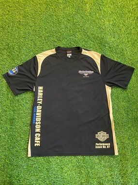 Harley-Davidson motorcycle cafe Las Vegas athletic t shirt size large